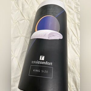 King Size Mattress cover - White